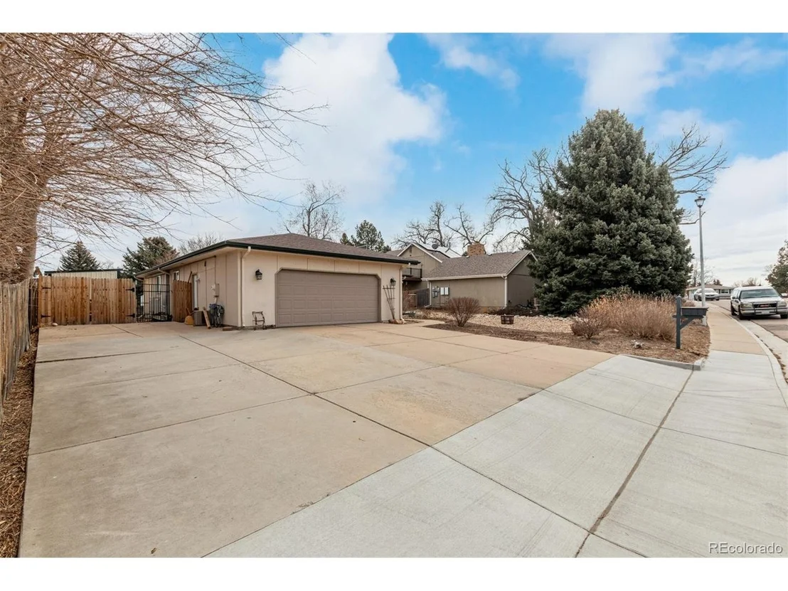 Photo of 2018 42nd Ave