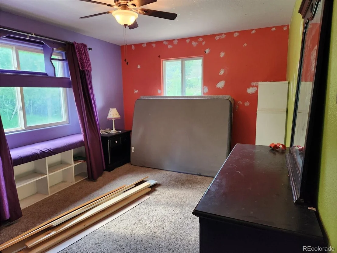 Photo of 760 N Pine Dr