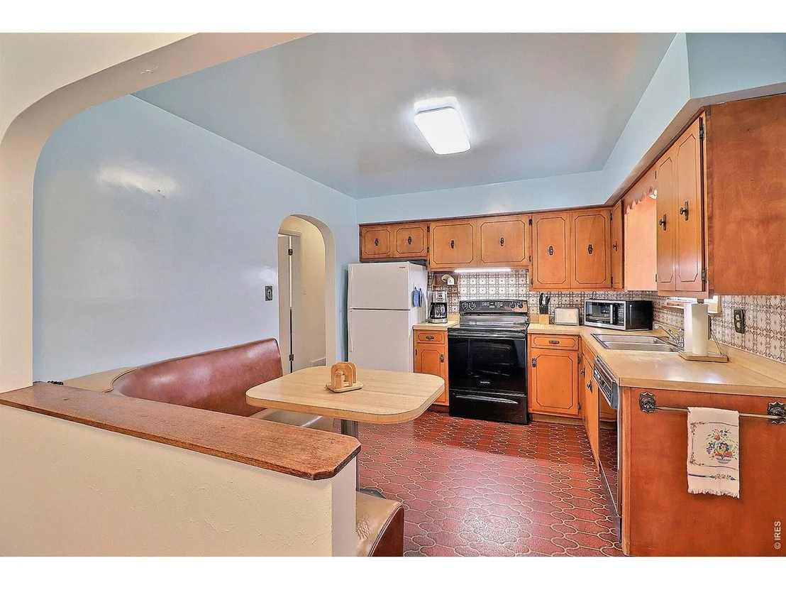 Photo of 3001 Sunset Dr