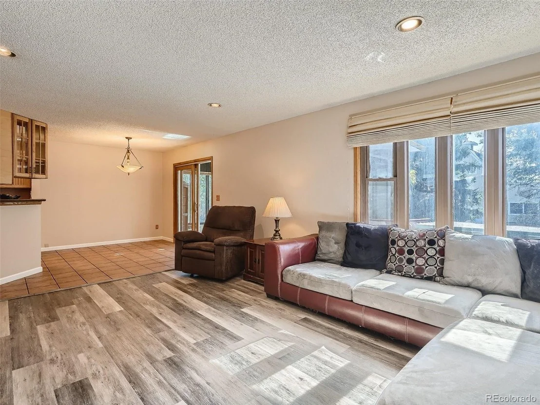 Photo of 5524 W 60th Pl