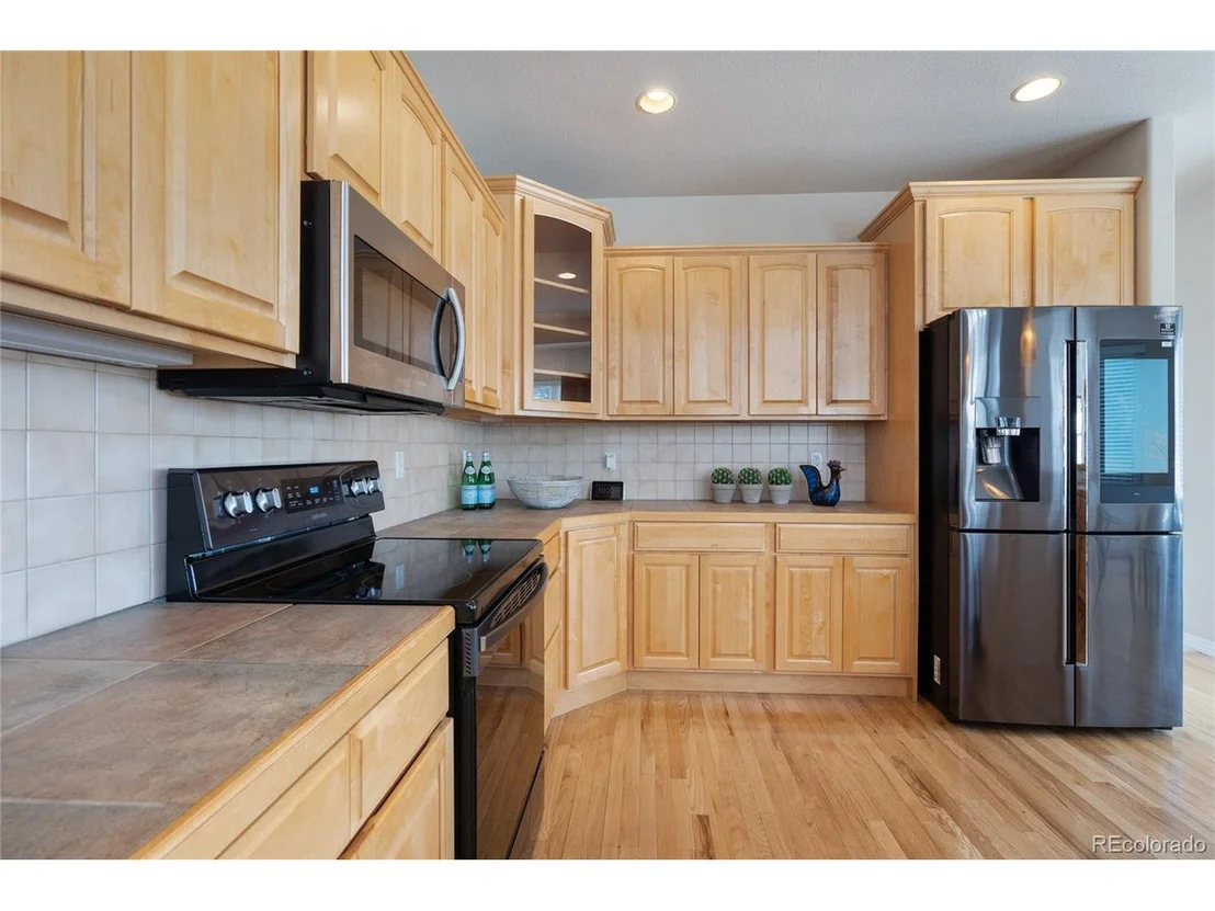Photo of 1343 Reserve Dr