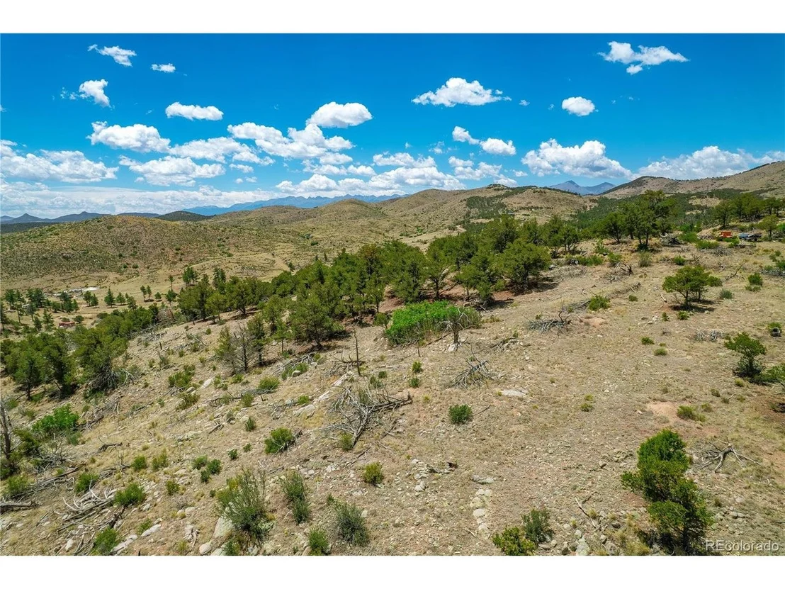 Photo of 896 Shannon Trl