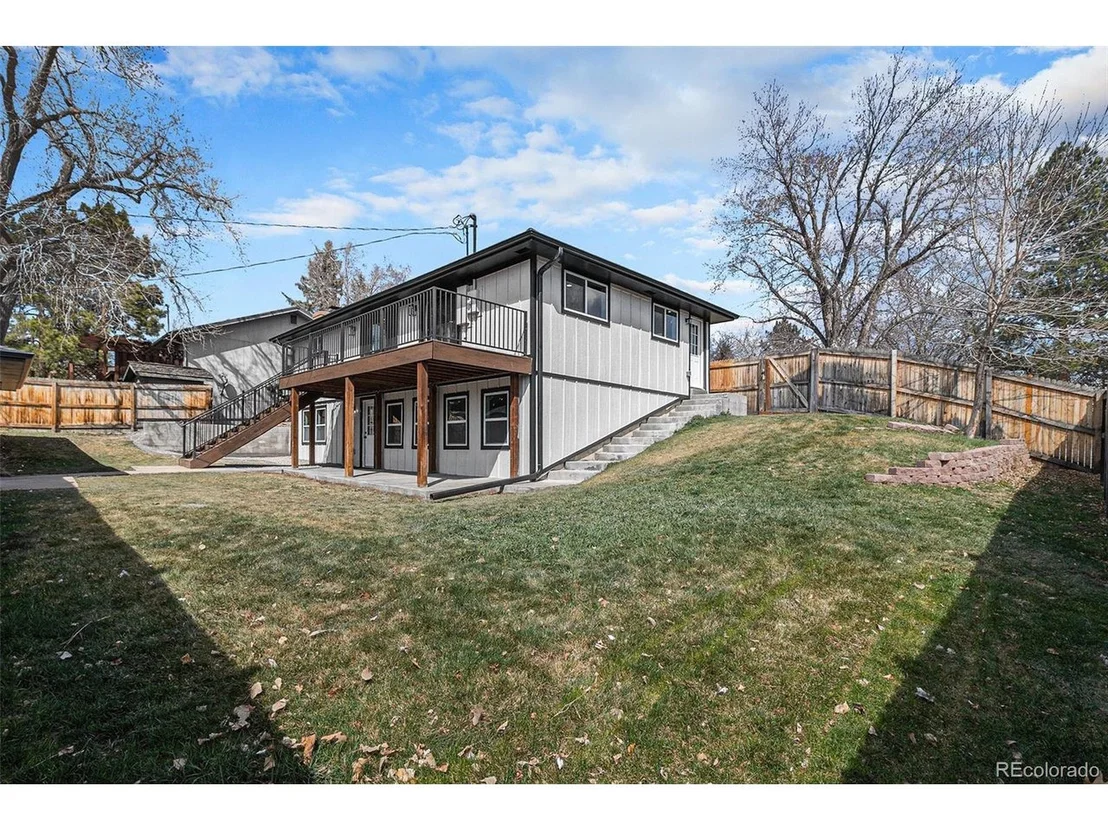 Photo of 6711 Field St