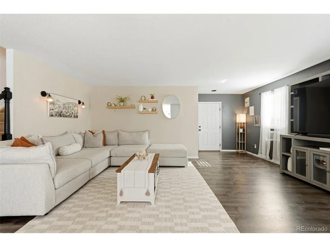 Photo of 759 Willow Dr