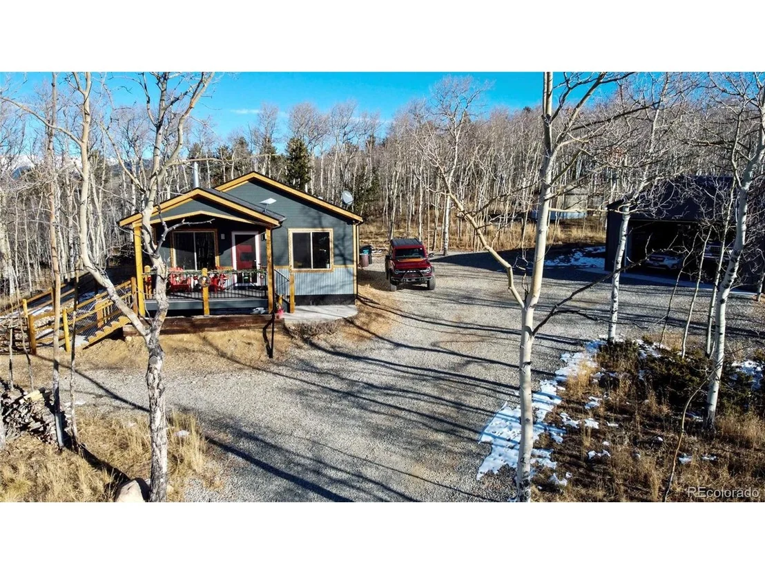 Photo of 1550 Georgia Dr
