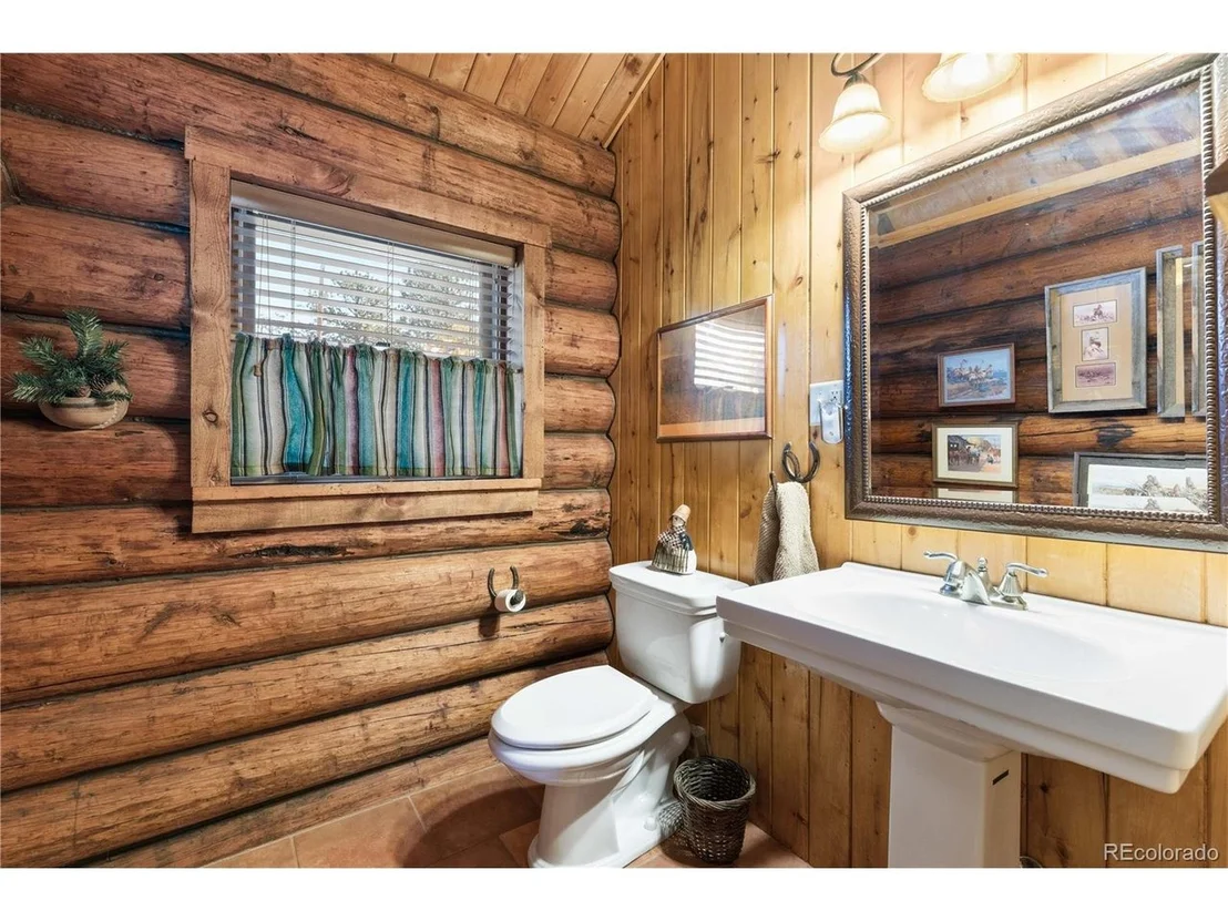 Photo of 1806 Wagon Wheel Rd