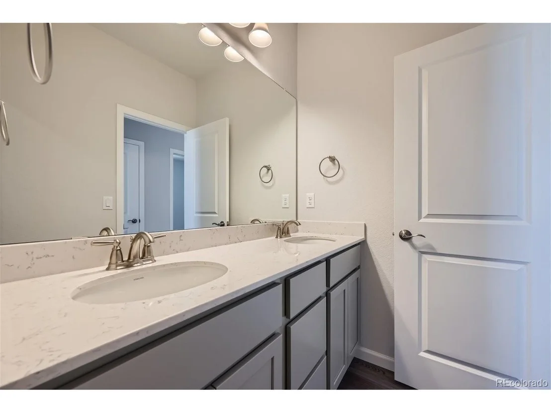 Photo of 1313 Brookfield Pl