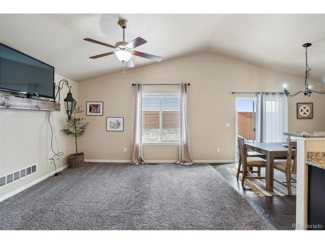 Photo of 6632 Catalpa Cir