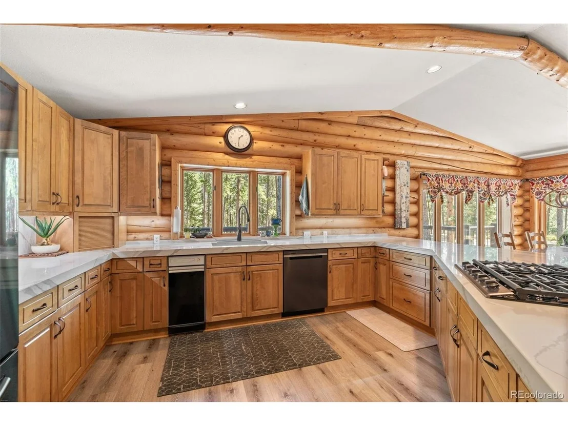 Photo of 23550 Pleasant Park Rd