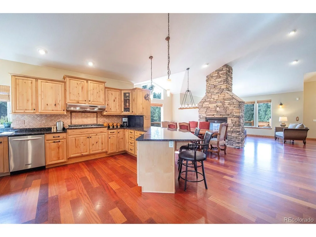 Photo of 4670 Forest Hill Rd