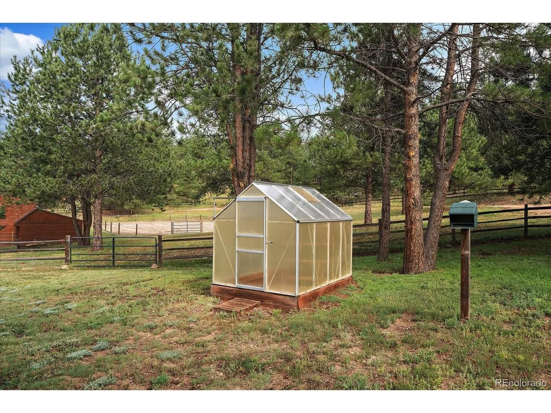 Photo of 31196 Roberts Rd