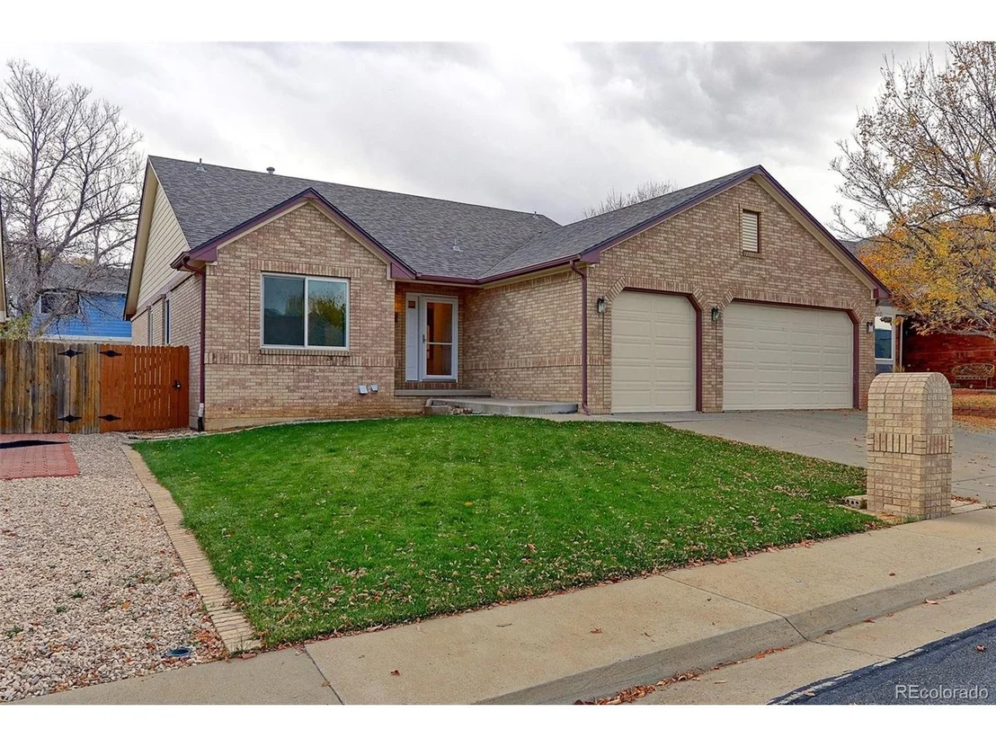 Photo of 2347 E 126th Loop