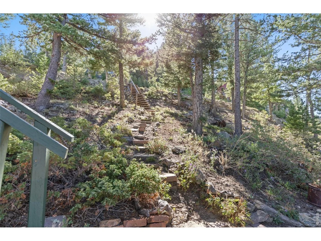 Photo of 105 Observatory Pl