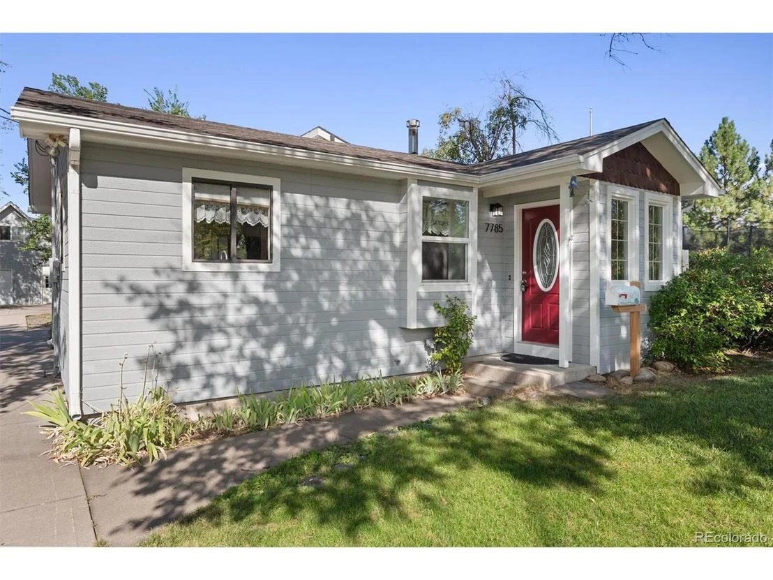 Photo of 7785 Lowell Blvd