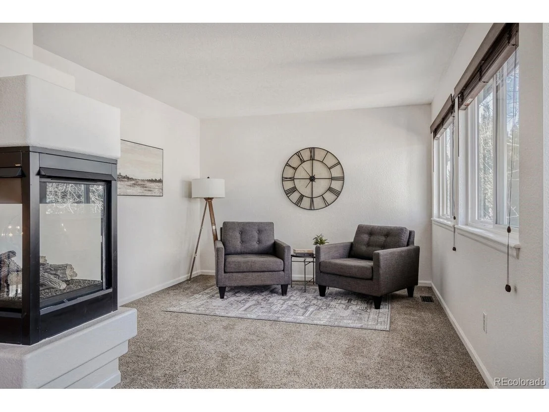 Photo of 2826 Blue Jay Way