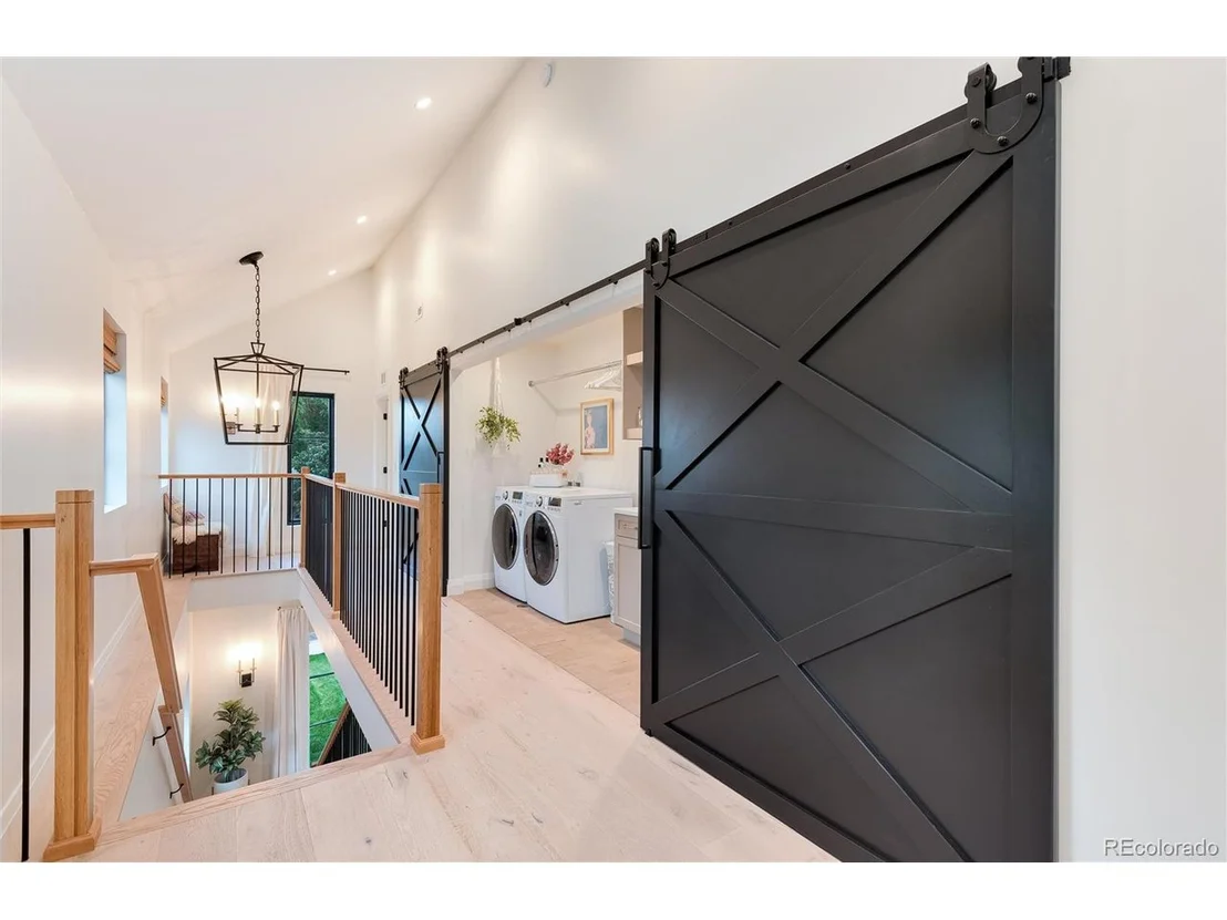 Photo of 655 Jersey St
