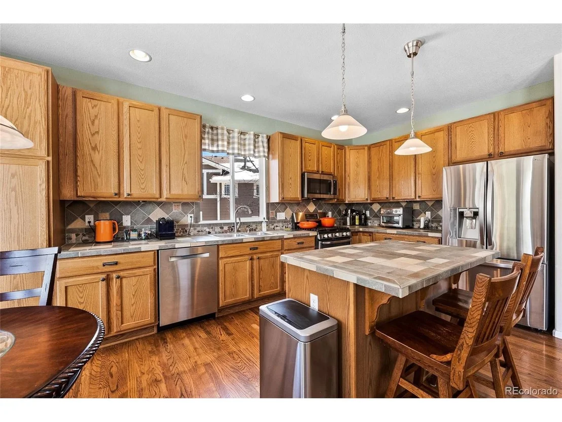 Photo of 3075 Windridge Cir