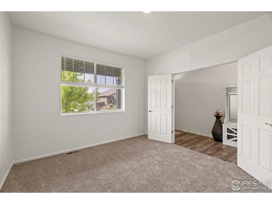 Photo of 147 Hidden Lake Dr