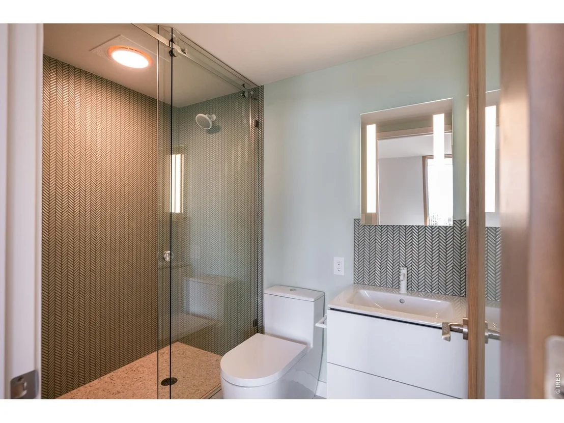 Photo of 1750 Sunset Blvd