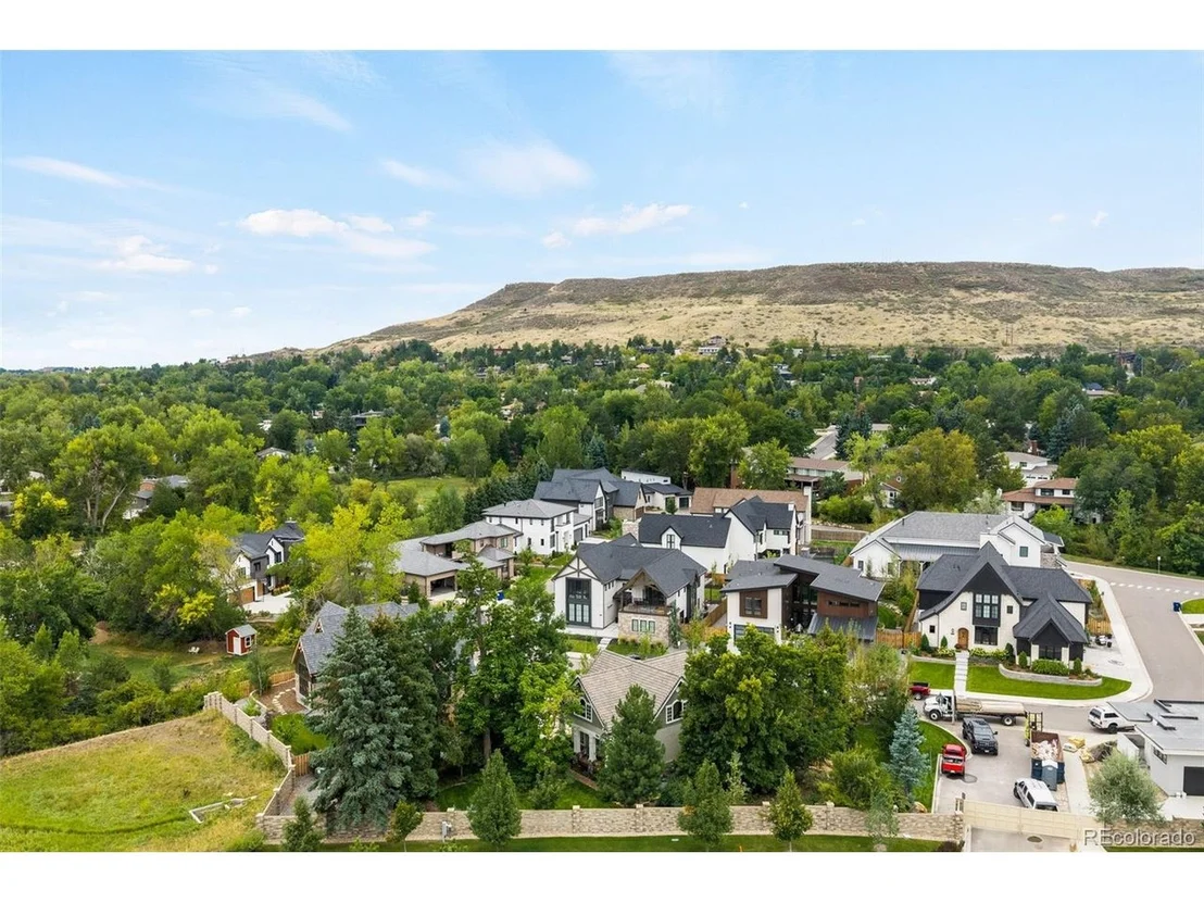 Photo of 3166 Juniper Ct