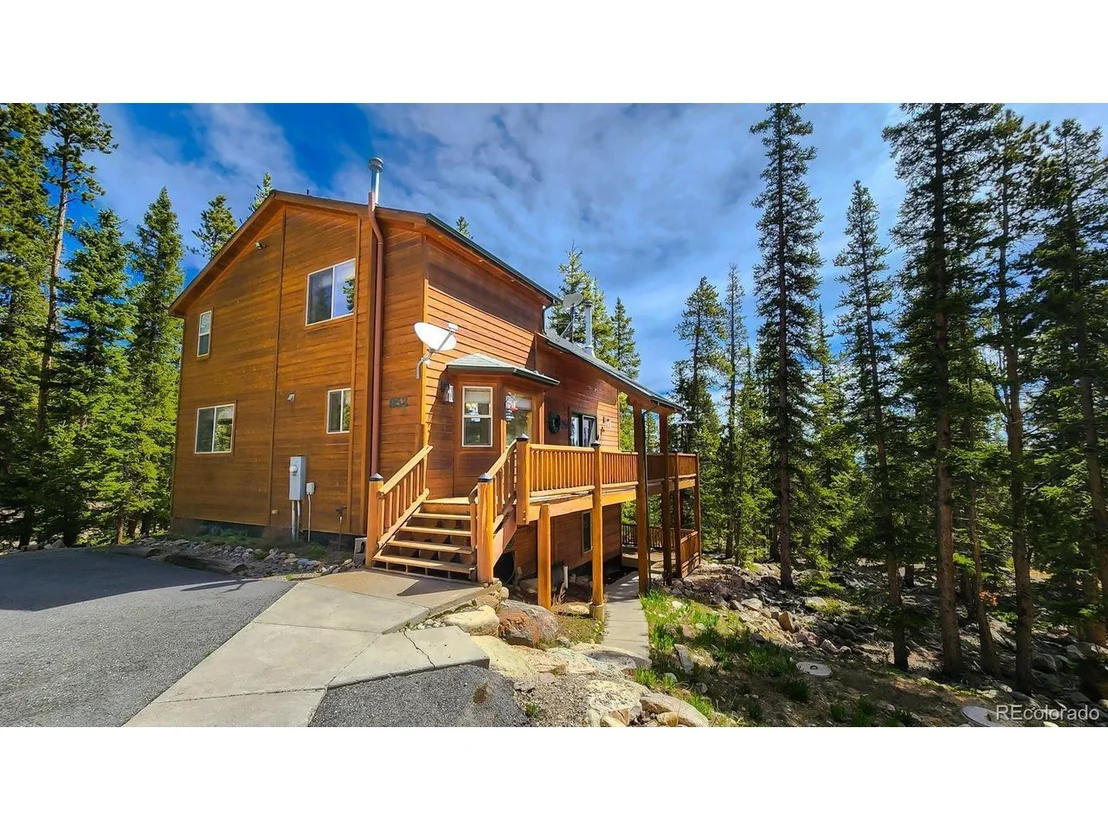 Photo of 952 Bobcat Ln