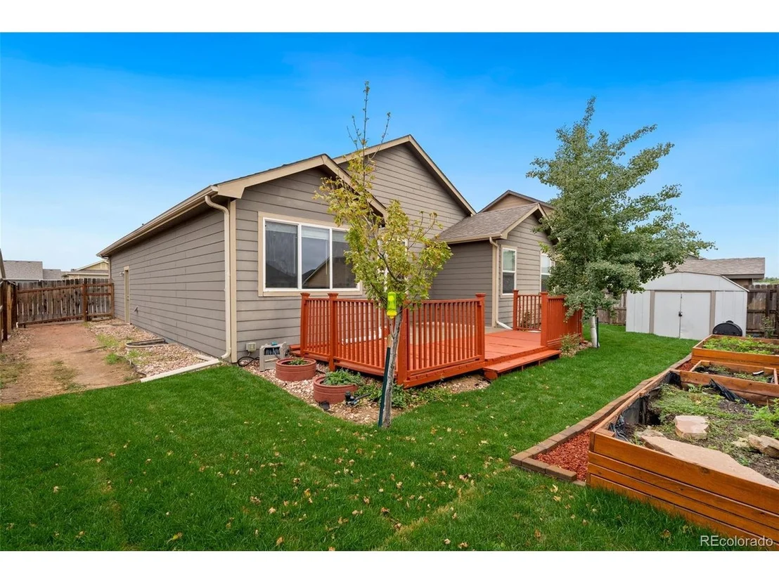 Photo of 2933 Alpine Ave