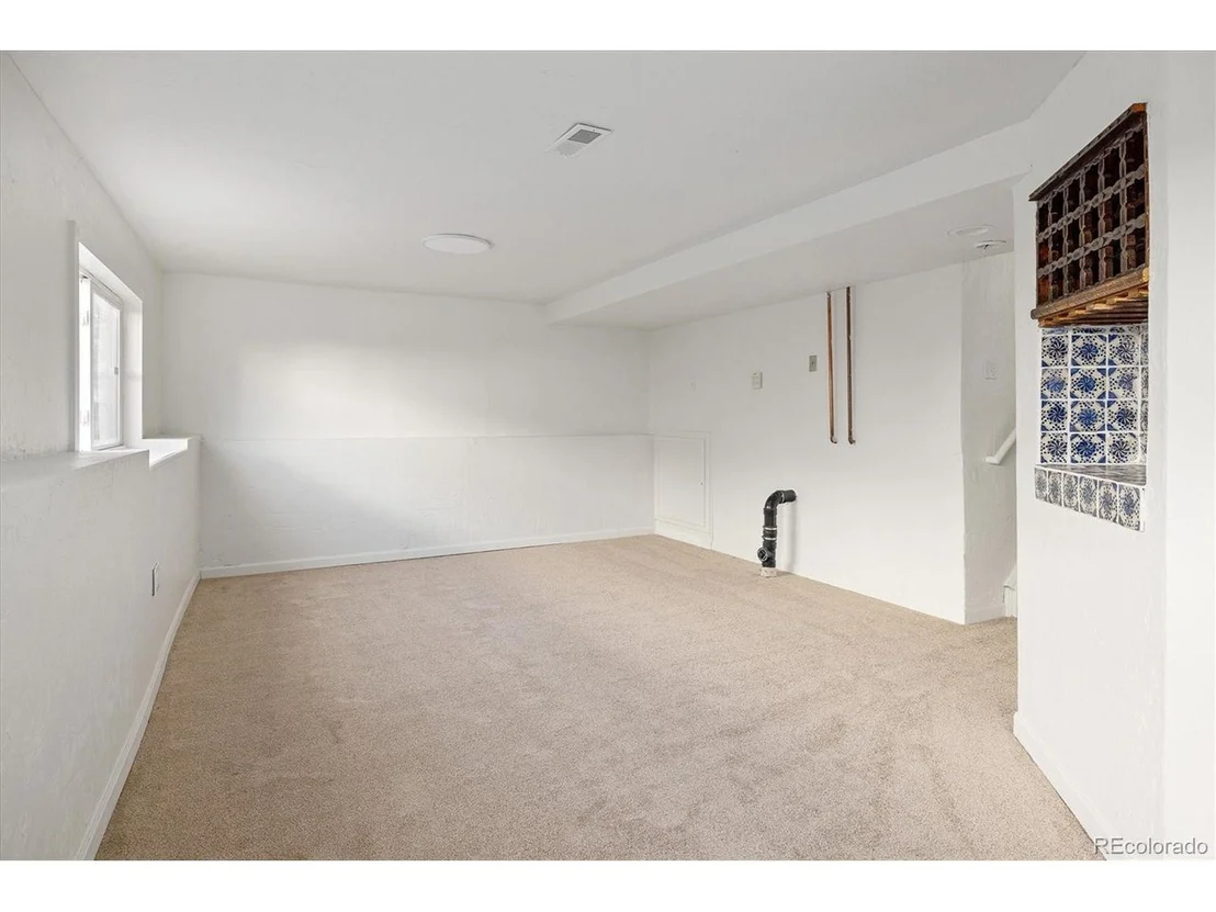 Photo of 1906 Wildrose Dr
