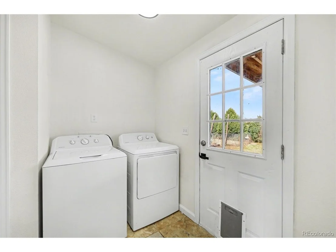 Photo of 70 Jennifer Cir