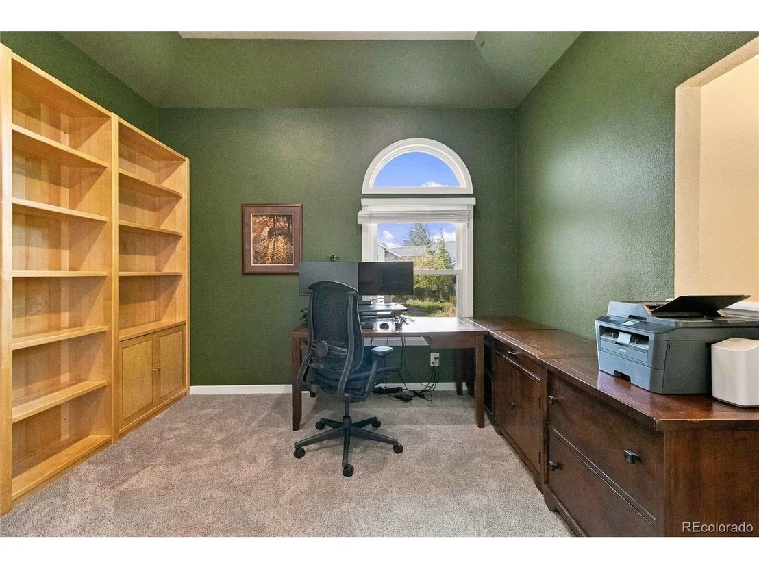 Photo of 24 Mesa Oak