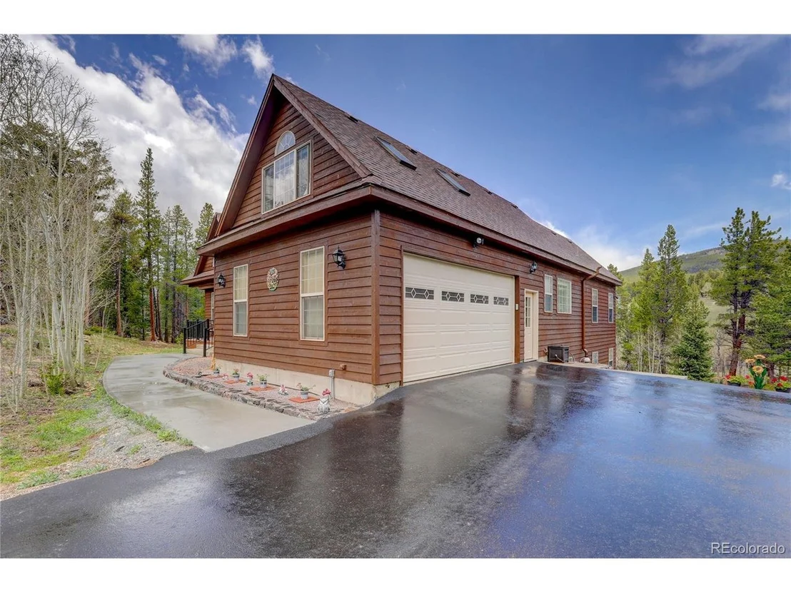 Photo of 634 Foxtail Cir