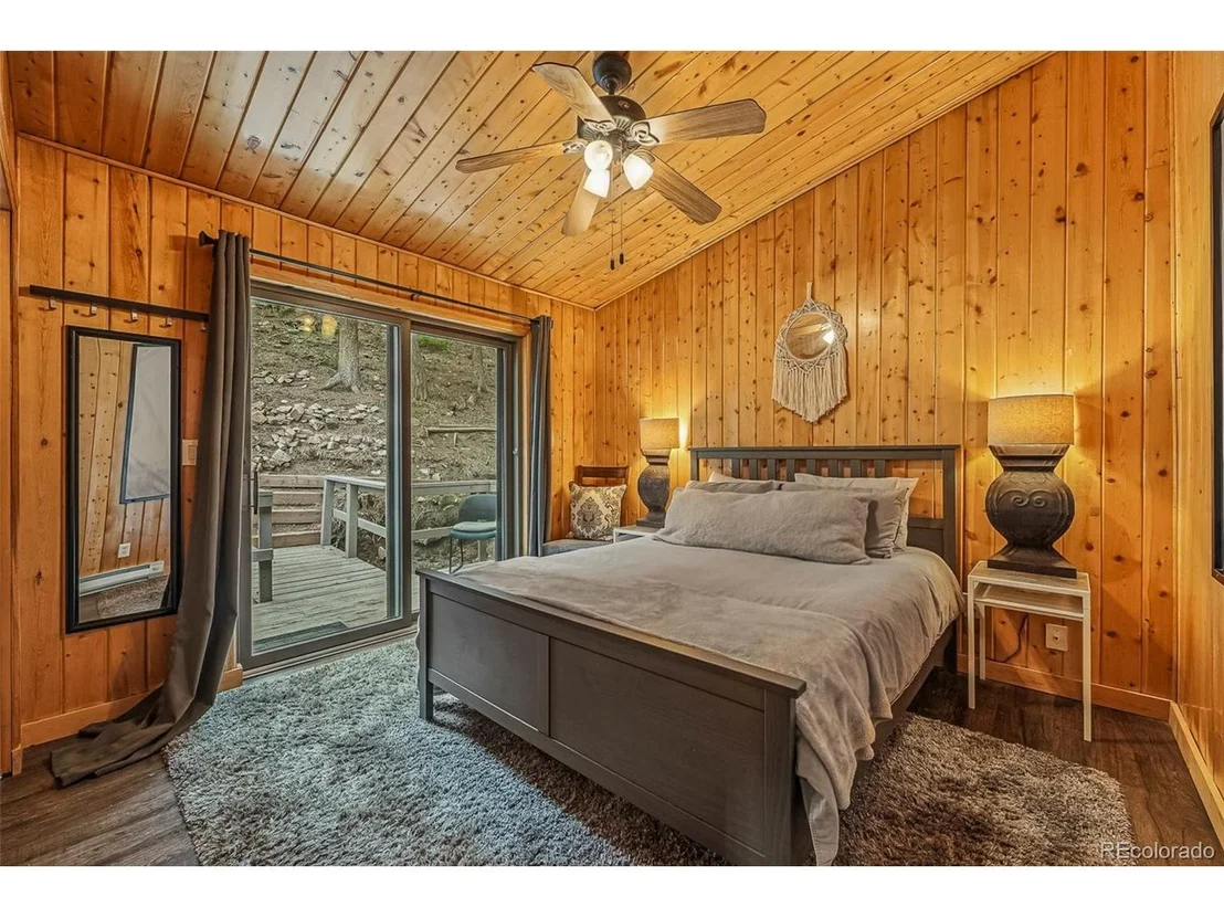 Photo of 34788 Forest Estates Rd
