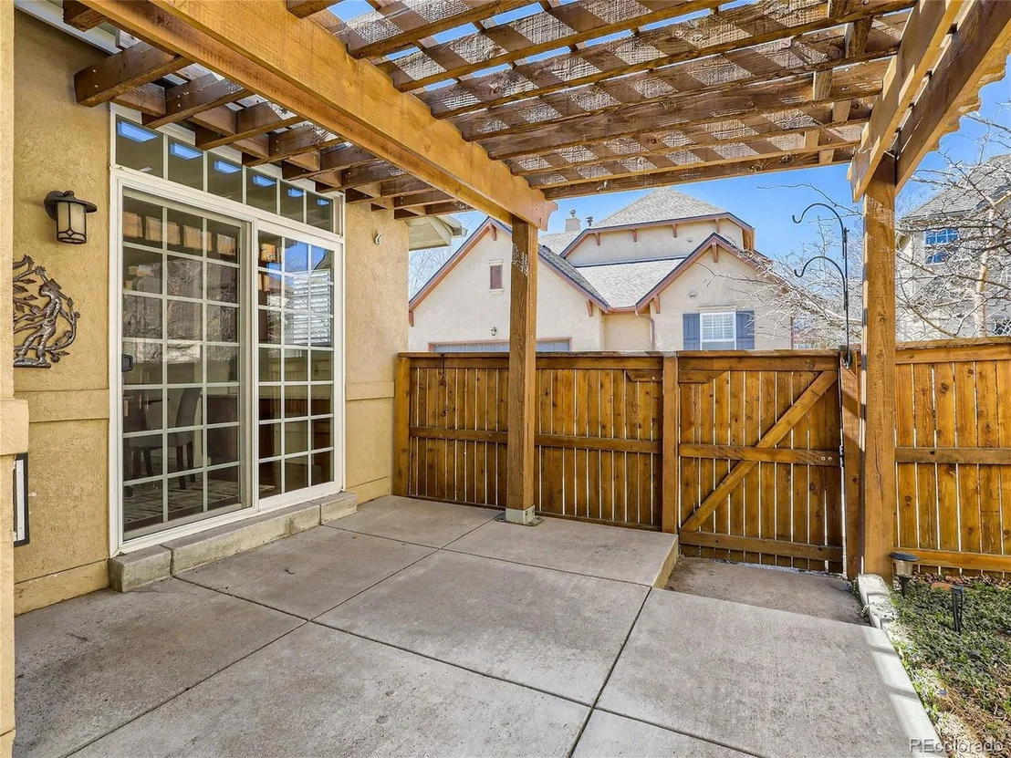 Photo of 907 Ulster Way