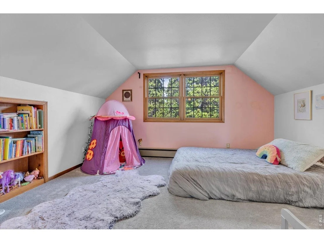 Photo of 81 Tilghman Rd