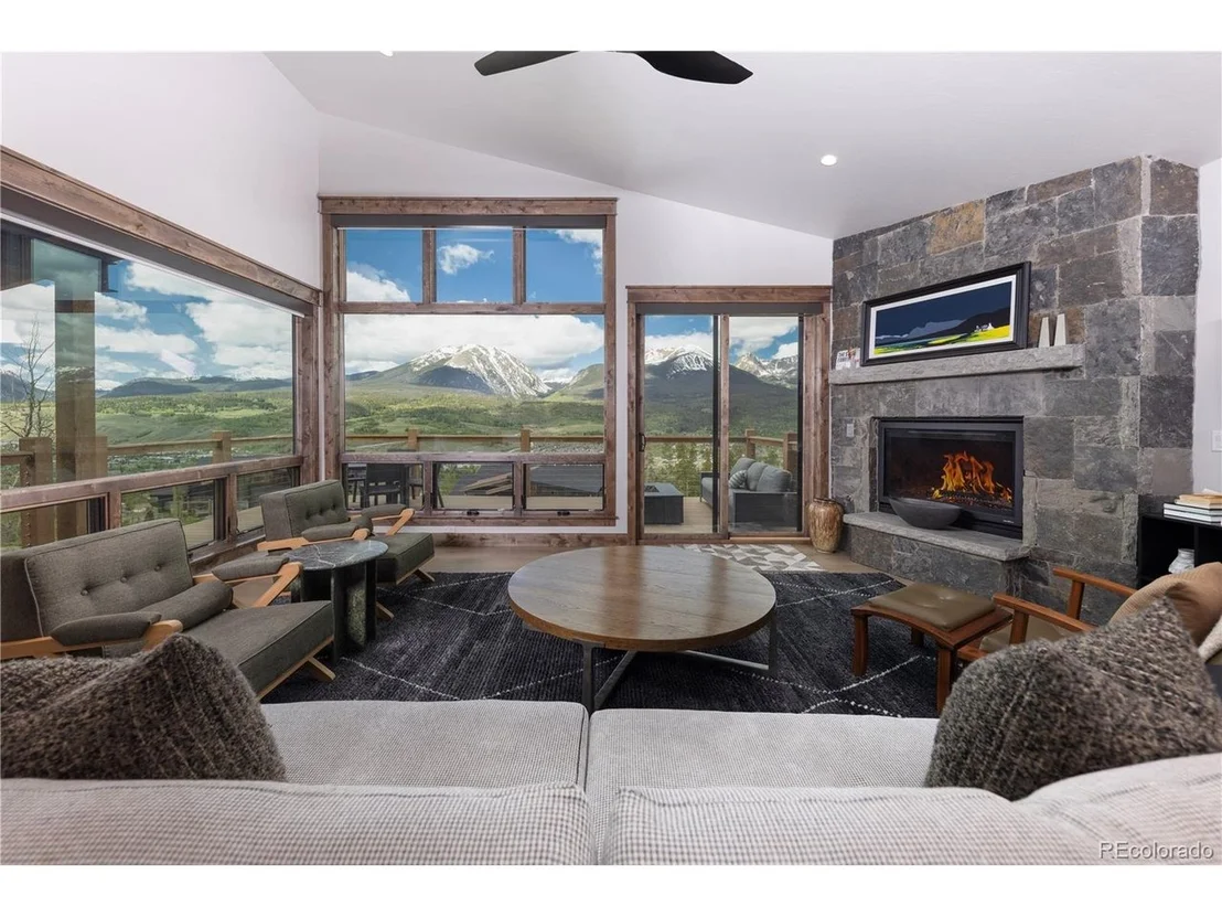 Photo of 27 Fly Caster Ln