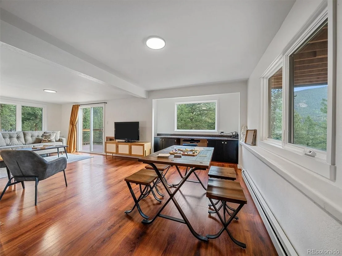 Photo of 254 Juniper Ln