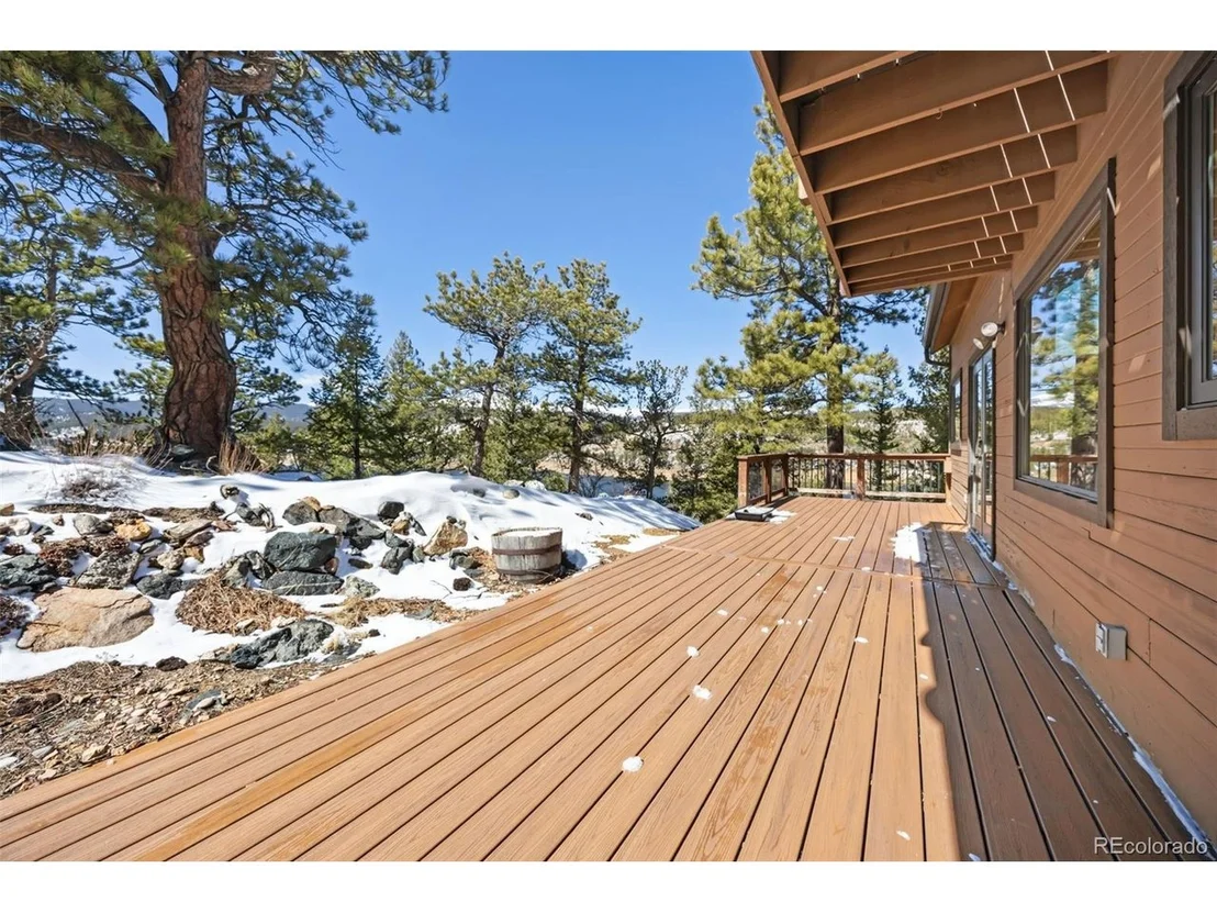 Photo of 253 Alpine Dr