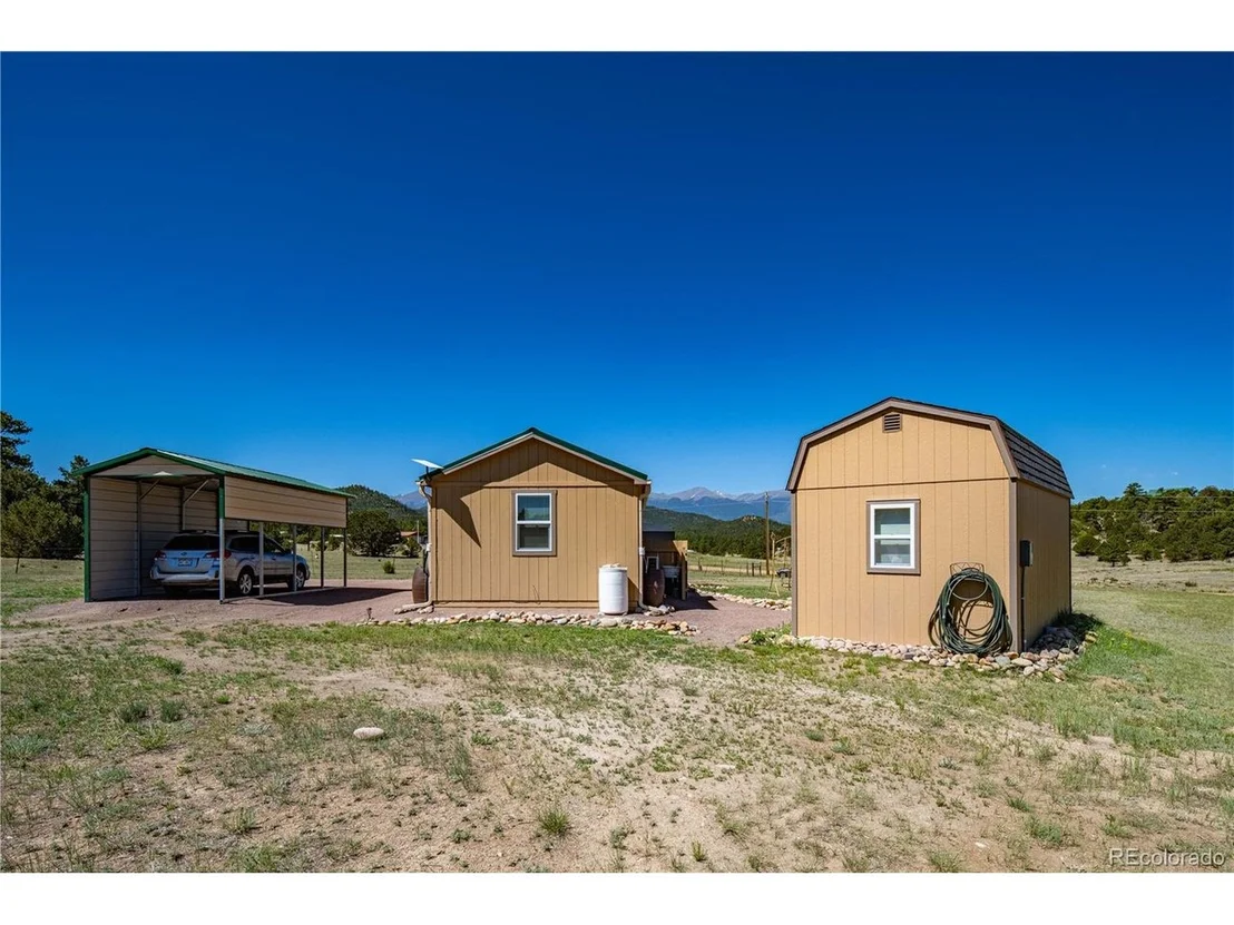 Photo of 612 15th Trl