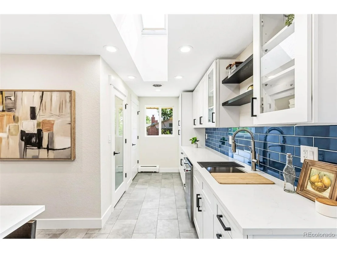Photo of 3100 W Denver Pl