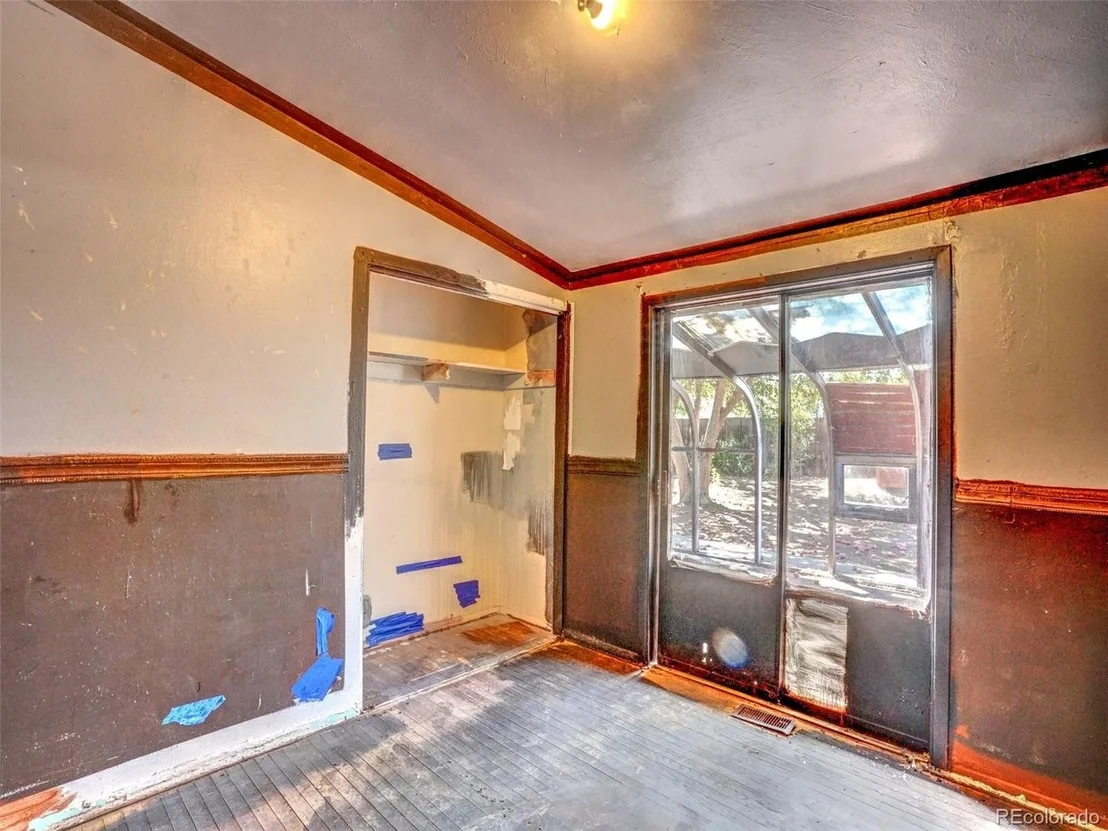 Photo of 7789 Greenleaf Ln