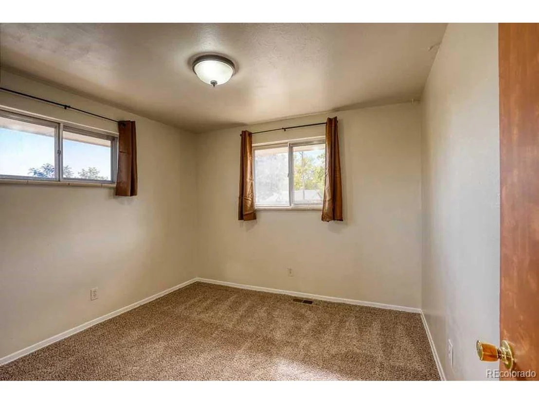 Photo of 131 Marigold Dr