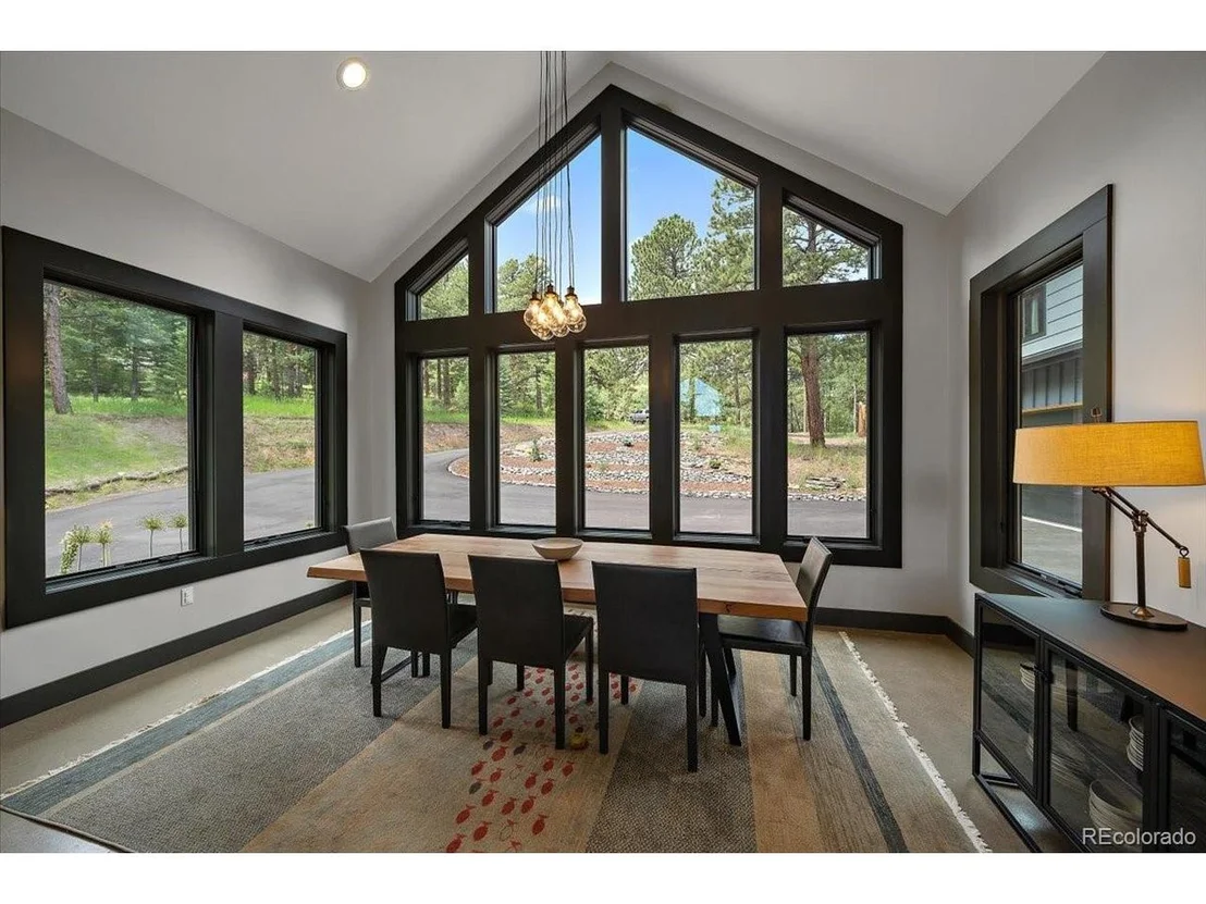 Photo of 32990 Stagecoach Blvd
