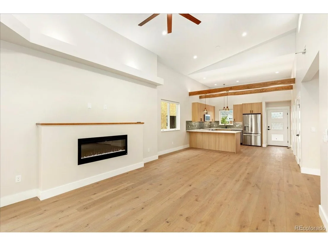 Photo of 140 Mesa View Ln