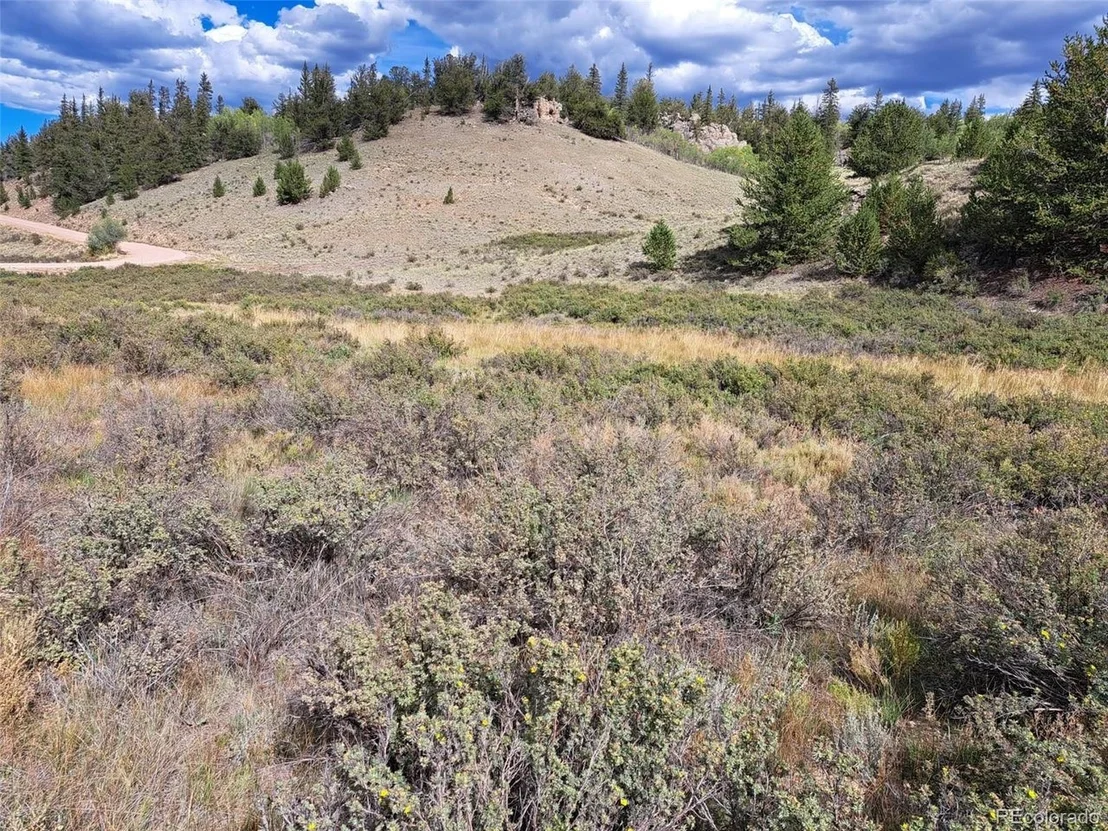 Photo of 736 Stagestop Rd