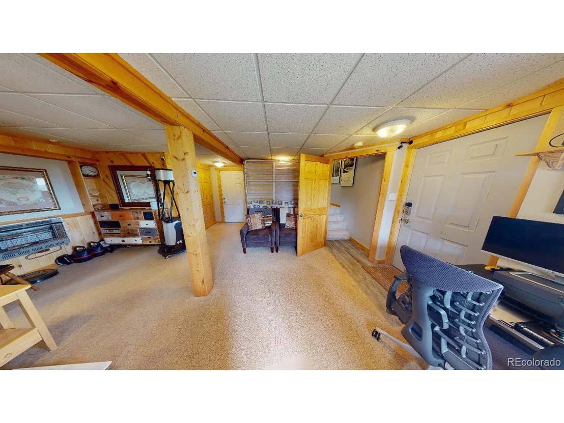 Photo of 1995 Bonell Dr