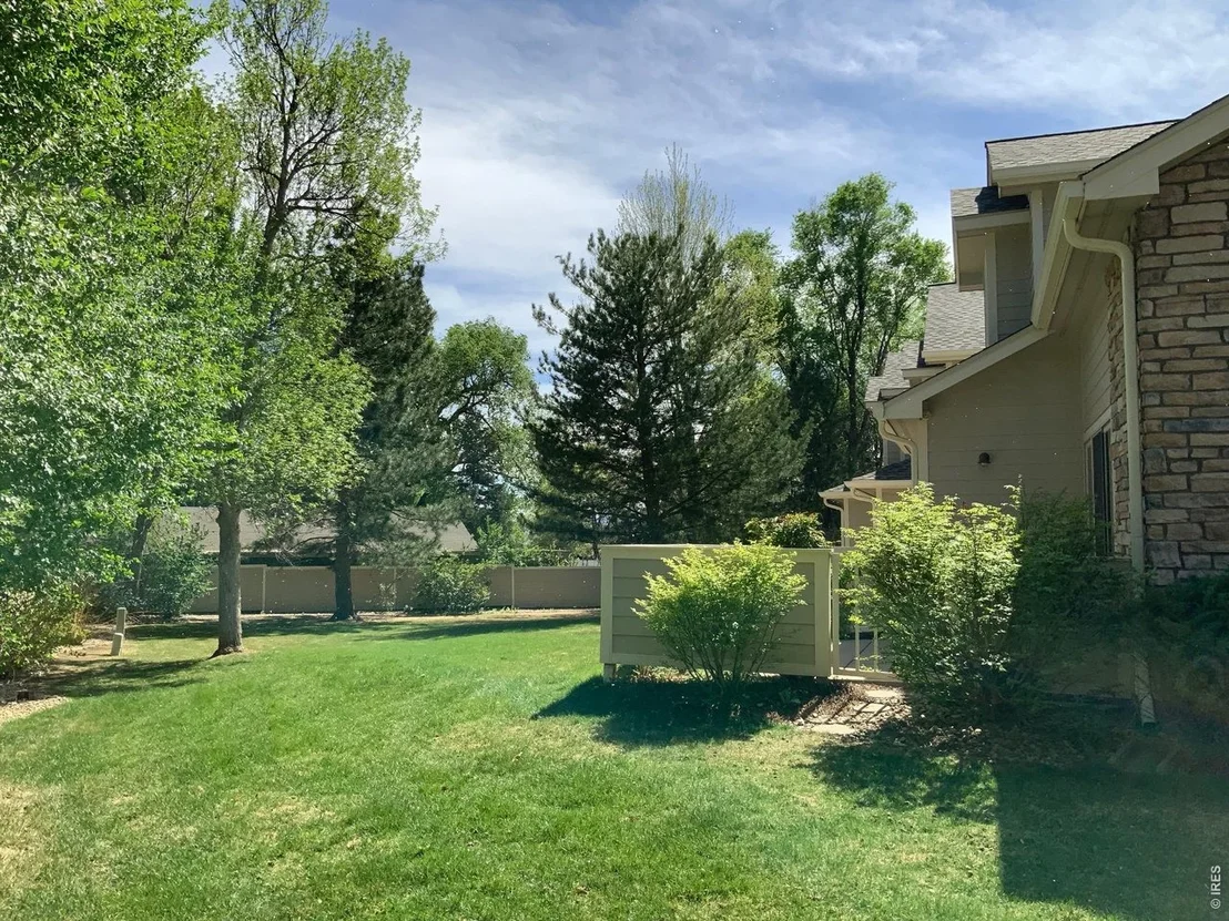 Photo of Unit 4 at 907 Hover Ridge Cir