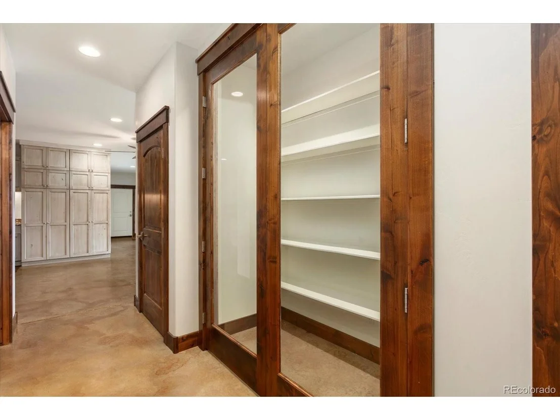 Photo of 5410 Longbranch Rd