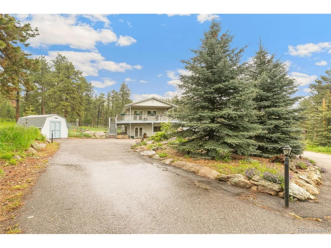 Photo of 9126 Sunrise Ln