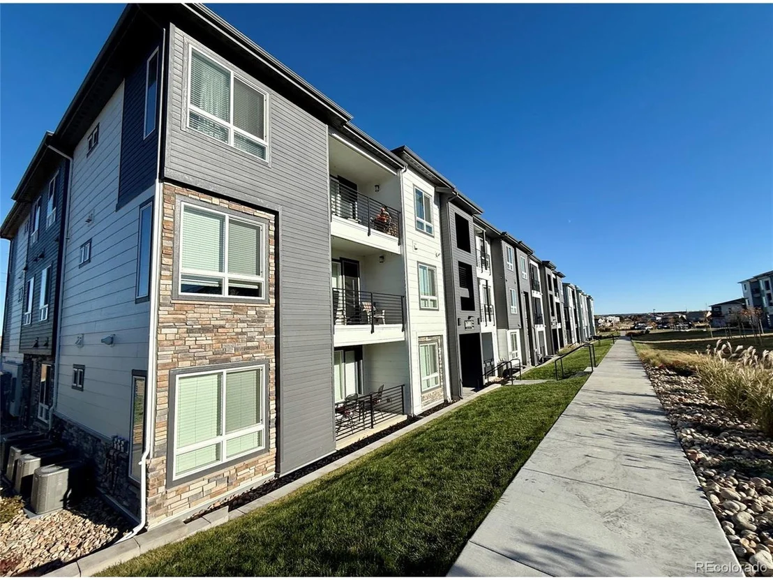 Photo of Unit 305 at 16881 Askins Loop