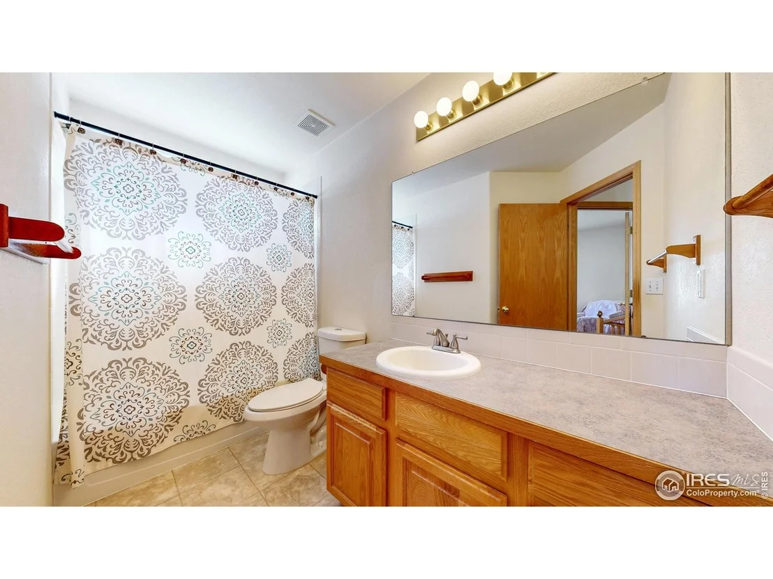 Photo of 1121 Jefferson Dr