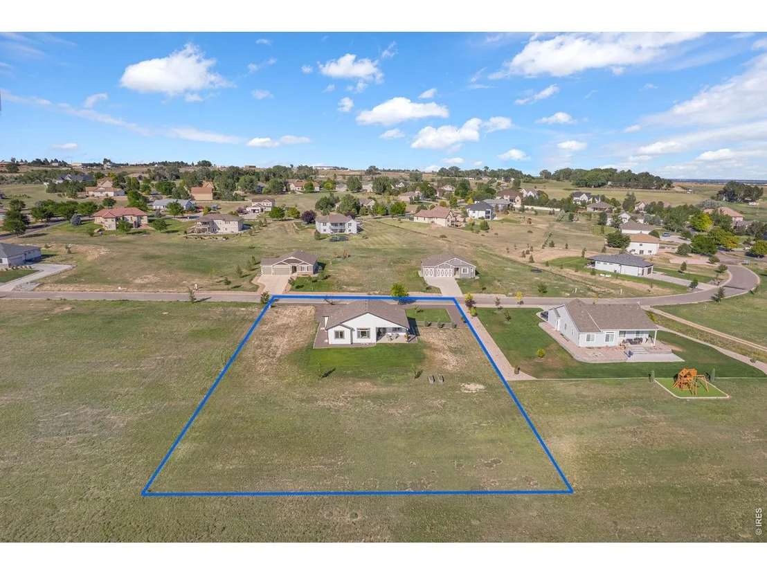 Photo of 21 Lakeview Cir